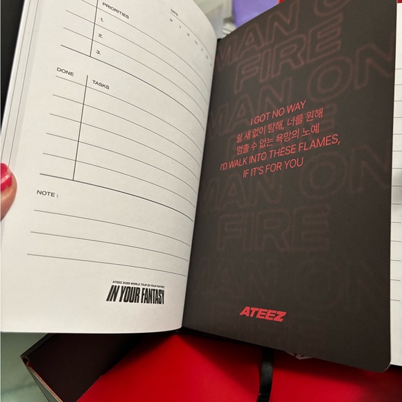 ATEEZ 2025 world tour (in your fantasy) giveaway. - Picture 7 of 8